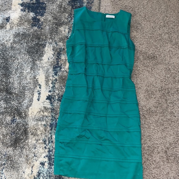 Size 4 Calvin Klein Dress - Picture 4 of 5